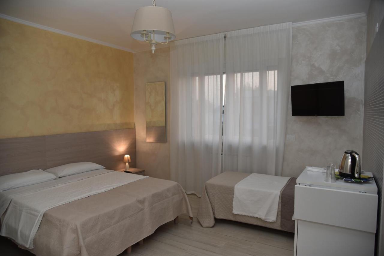 Vista Beb Mare Bed & Breakfast Manfredonia Exterior photo